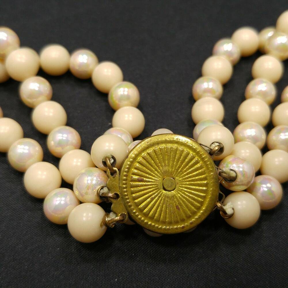Vintage Mid Century Beige Iridescent Glass Beaded Necklace, 3 Strands, Box Clasp - Picture 6 of 8